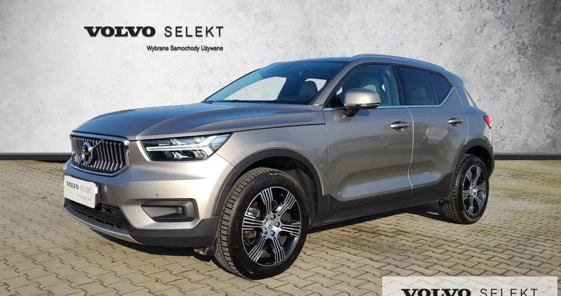 śląskie Volvo XC 40 cena 157777 przebieg: 68000, rok produkcji 2020 z Bielsk Podlaski